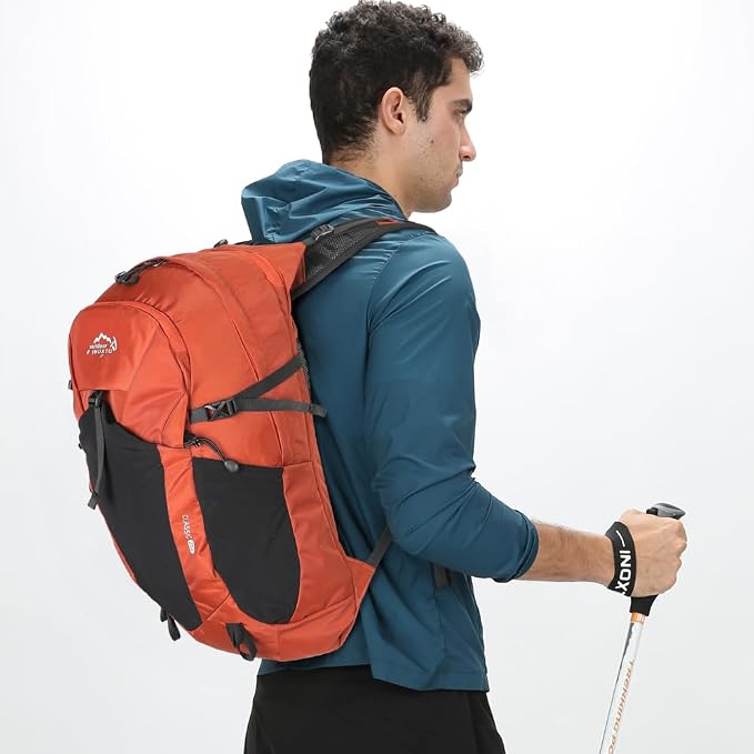 Hiking Hydration Backpack with 3l Water Bladder - Image 7