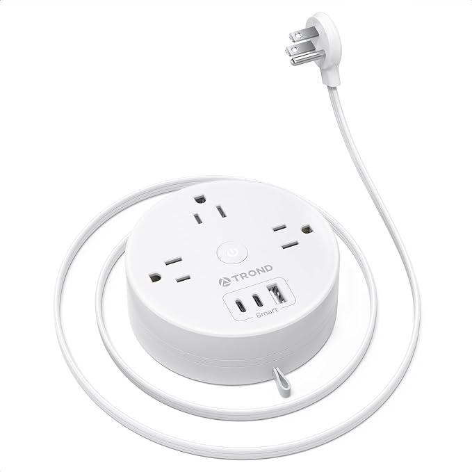 TROND Flat Plug Power Strip by TRONDOfficial