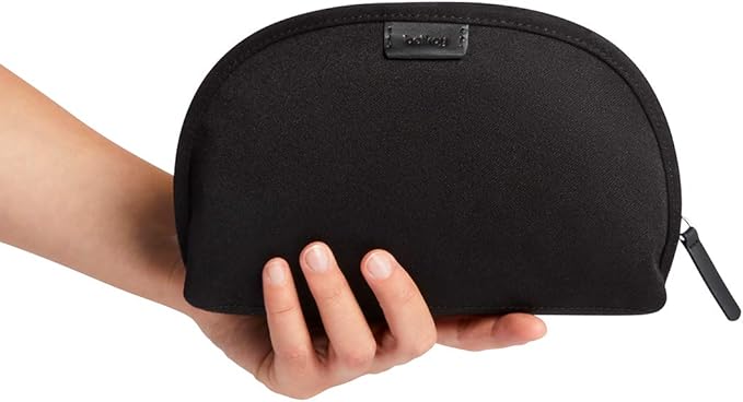 Bellroy Classic Pouch, Everyday kit, Leather and Woven Fabric - Image 5