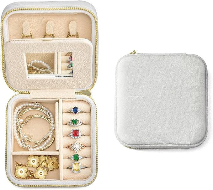 TAIMY Travel Jewelry Case, Small Plush Velvet Travel Jewelry organizer by TAIMY