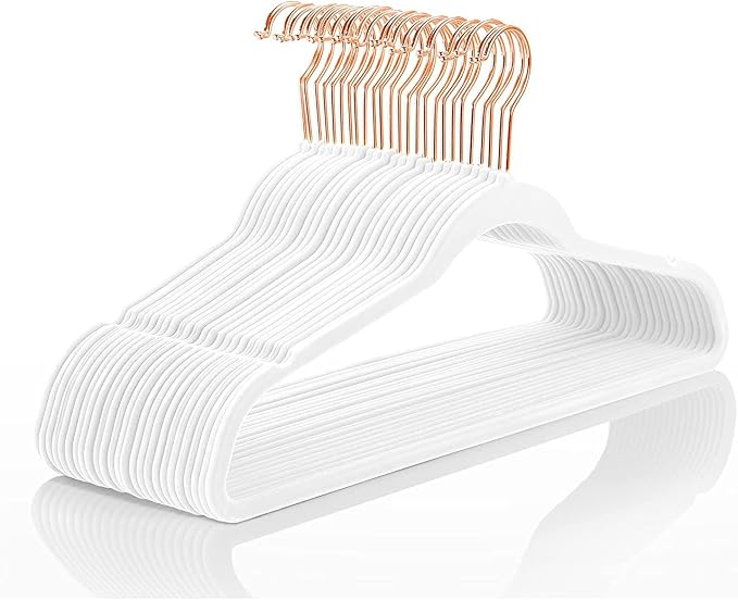 MIZGI Premium Velvet Hangers Heavy Duty by MIZGI