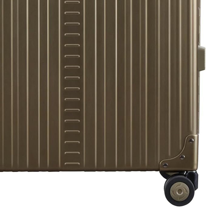 All Aluminum Lightweight 26" Carry-On Luggage - Image 8
