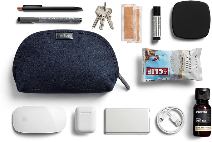 Bellroy Classic Pouch, Everyday kit, Leather and Woven Fabric - Image 6