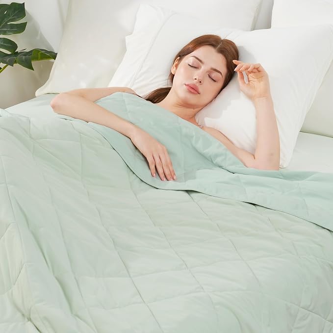 Cozy Bliss Cooling Throw Blanket - Image 7