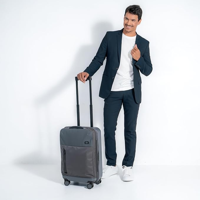 OGIO Pace Pro Hybrid Wheeled Travel Bag - Image 3
