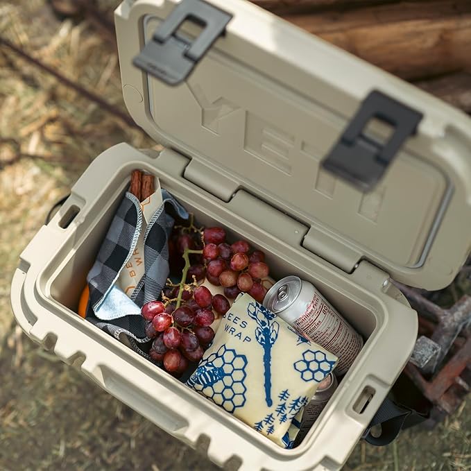 YETI Roadie 15 Hard Cooler - Image 6