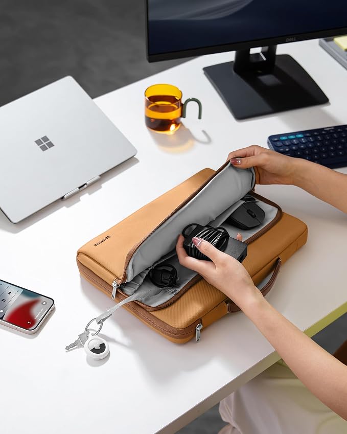 tomtoc 360 Protective Laptop Carrying Case - Image 8