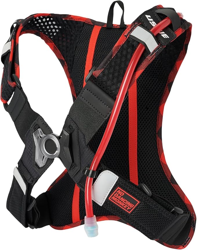 USWE Outlander XC Hydration Pack, Hiking Hydration Backpack - Image 2