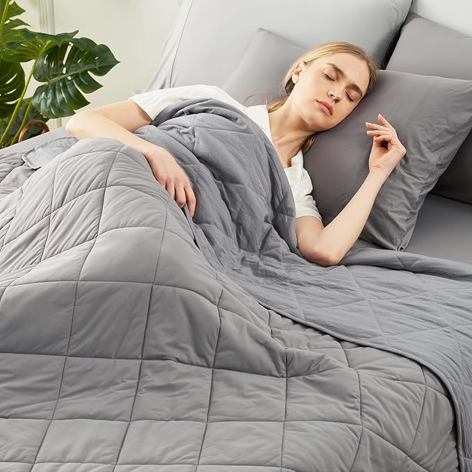 Cozy Bliss Cooling Throw Blanket by CozyBliss