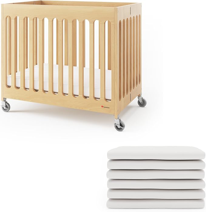 Foundations Boutique Folding Hotel Crib and Sheet Bundle by FoundationsChildrensProducts