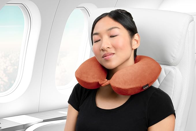 Brookstone Travel Neck Pillow - Image 3