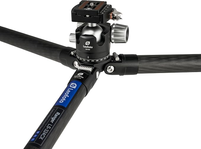 Leofoto LS-324CX+LH-40LR Travel Tripod, Ranger Series, Carbon Fiber, 4 Leg - Image 4
