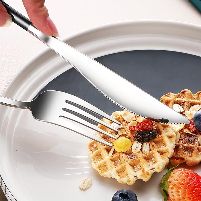 VANRA 4-Piece Portable Travel Utensils Set - Image 5