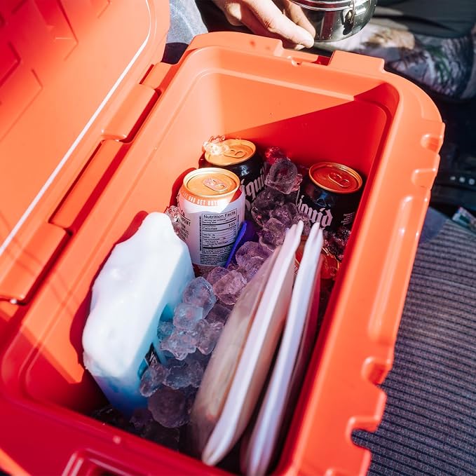 YETI Roadie 15 Hard Cooler - Image 6