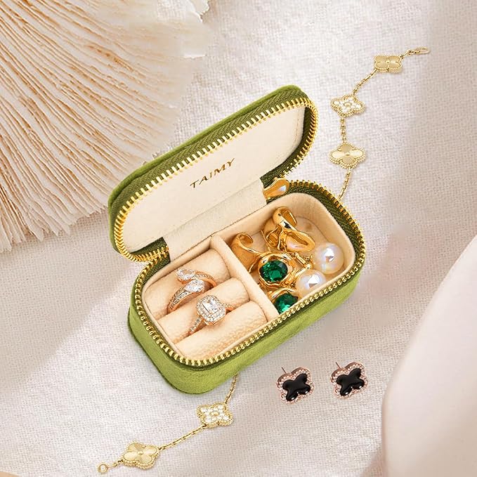 Small Travel Jewelry Case, Mini Tiny Plush Velvet Jewelry Box - Image 5