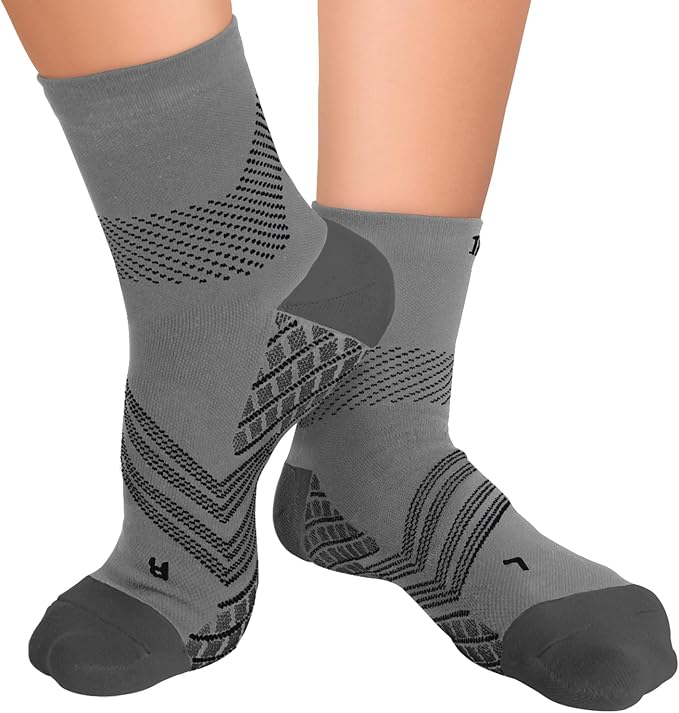 TechWare Pro Plantar Fasciitis Socks – Cushion Ankle Compression Socks Women & by TechWarePro