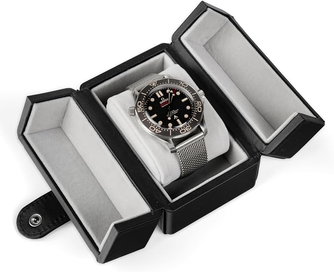 Single Travel Watch Case - Image 2