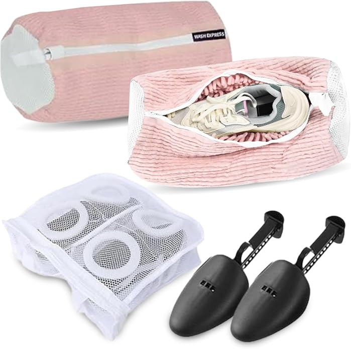 Shoe Cleaning Kit: Shoe Washing Bag, Mesh Laundry Bag by Unknown