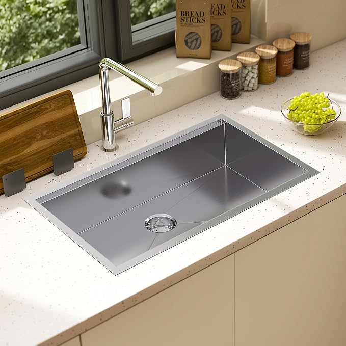 31.5-Inch Undermount Kitchen Sink Workstation, 16 Gauge 304 Stainless Steel - Image 2