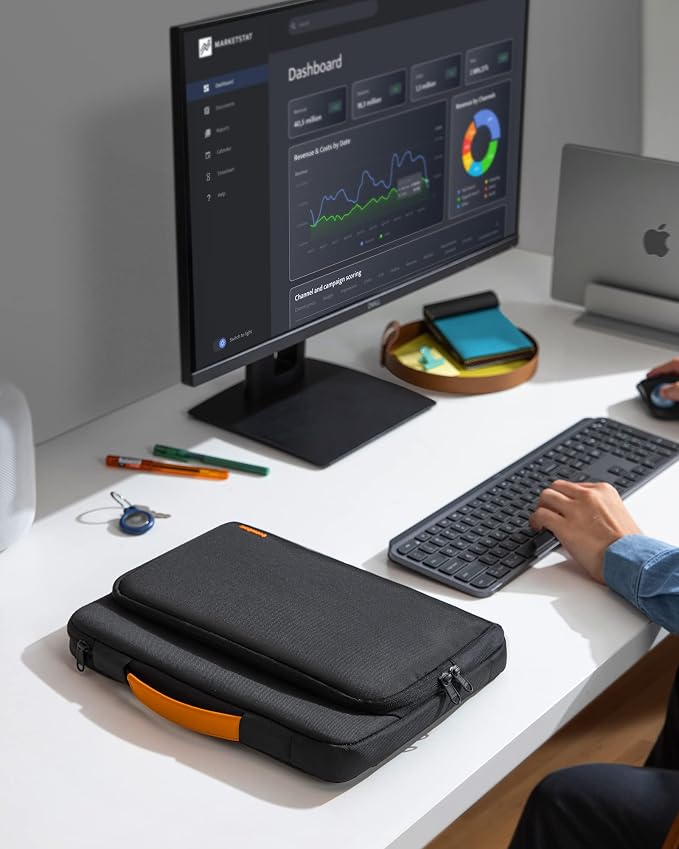 tomtoc 360° Protective Laptop Sleeve - Image 9
