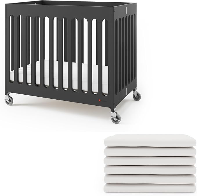 Foundations Boutique Folding Hotel Crib and Sheet Bundle by FoundationsChildrensProducts