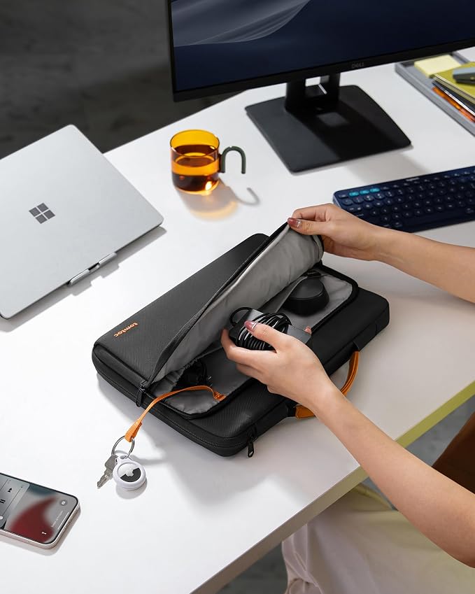 tomtoc 360 Protective Laptop Carrying Case - Image 7