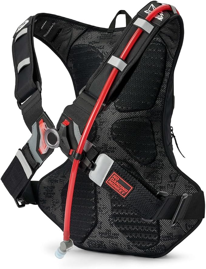 USWE Outlander Hydration Pack - Image 2