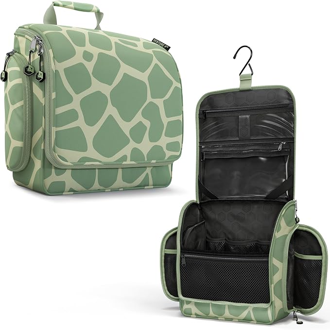 VENTURE 4TH Hanging Travel Toiletry Bag by VENTURE4TH