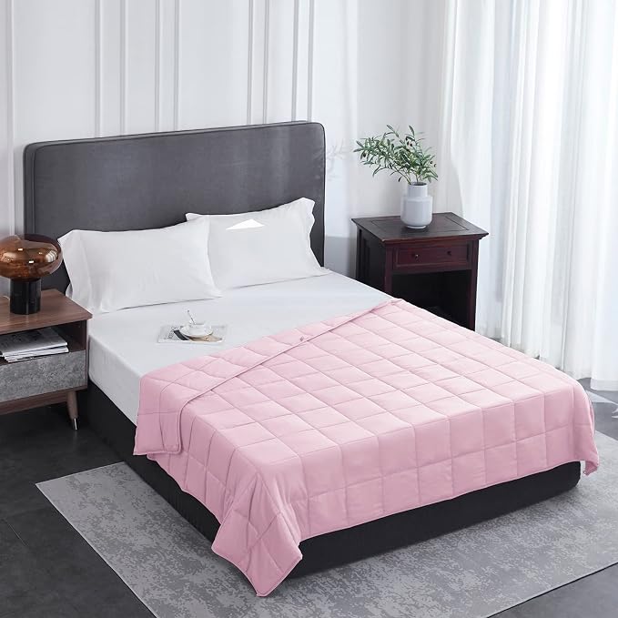 L'AGRATY Weighted Blanket - Image 2