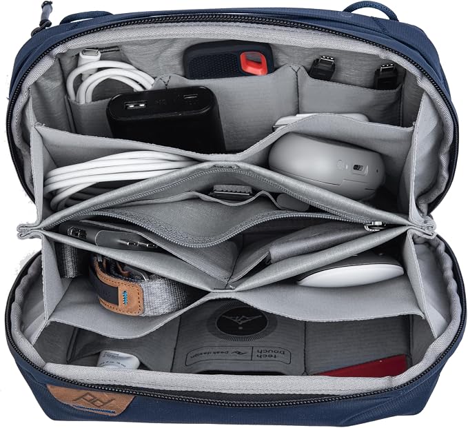Peak Design Tech Pouch, Electronics Organizer - Image 2