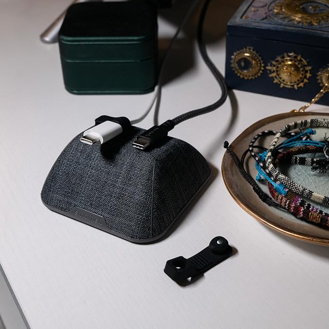 Smartish® Magnetic Cord Holder - Image 9