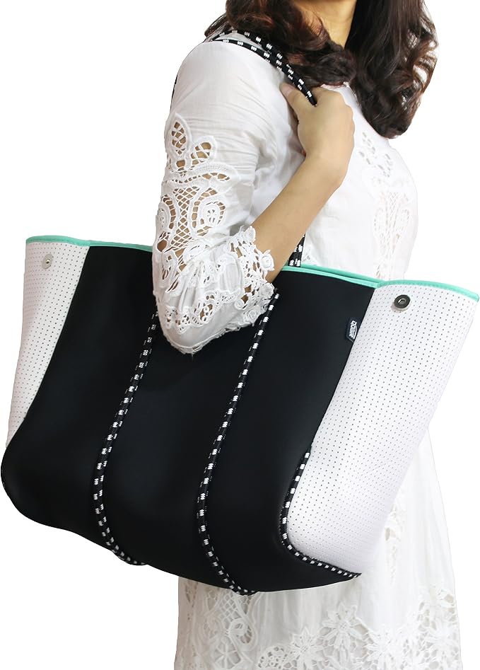 QOGiR Neoprene Multipurpose Beach Bag Tote - Image 6