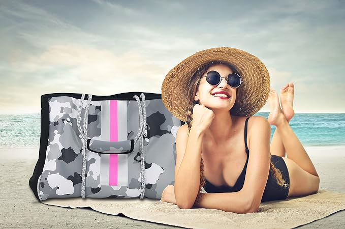 QOGiR Neoprene Multipurpose Beach Bag Tote - Image 7