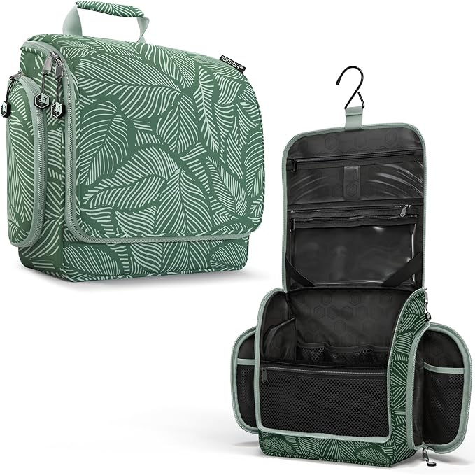 VENTURE 4TH Hanging Travel Toiletry Bag by VENTURE4TH