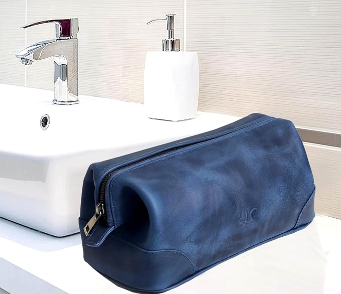 HLC Leather Toiletry Bag for Men - Image 3