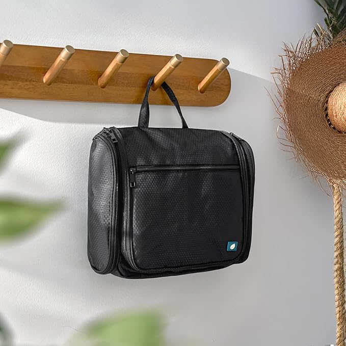 PAVILIA Large Hanging Toiletry Bag Travel Bag Women Men, Cosmetic Organizer - Image 6