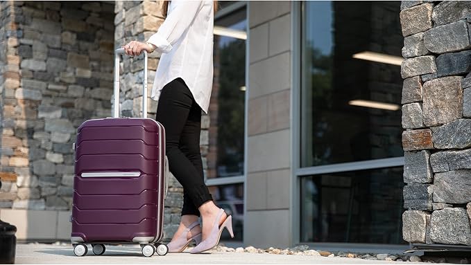 Samsonite Freeform Large Checked Luggage - Image 2