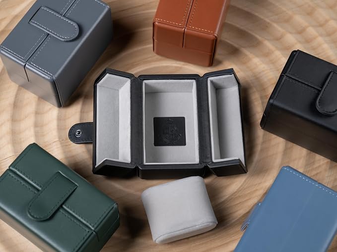 Single Travel Watch Case - Image 5