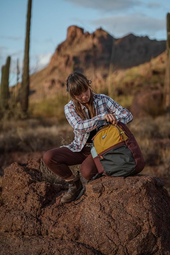 Eddie Bauer 26L Venture Backpack, Hydration and Laptop Compatible Daypack - Image 9