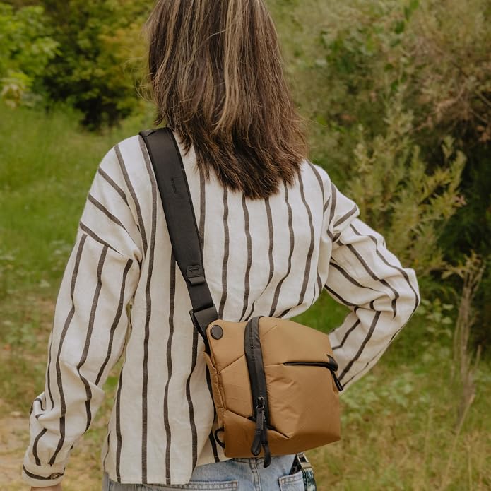 Peak Design Everyday Sling 3L, 6L and 10L - Image 8