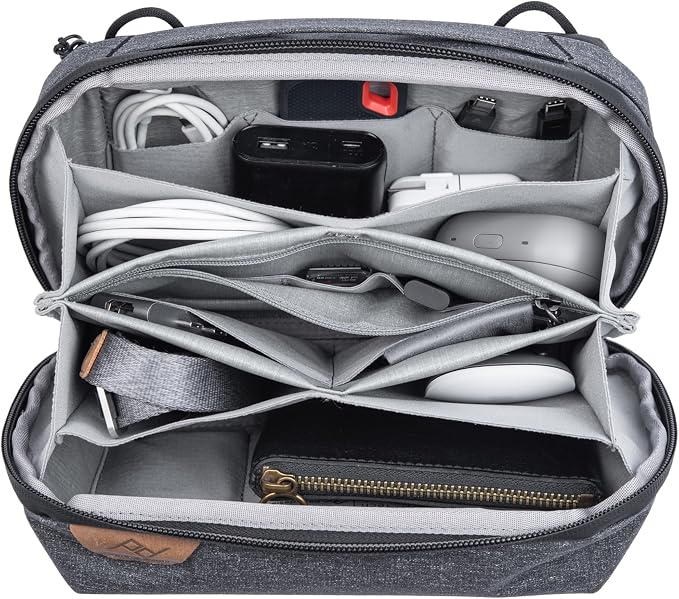 Peak Design Tech Pouch, Electronics Organizer - Image 2