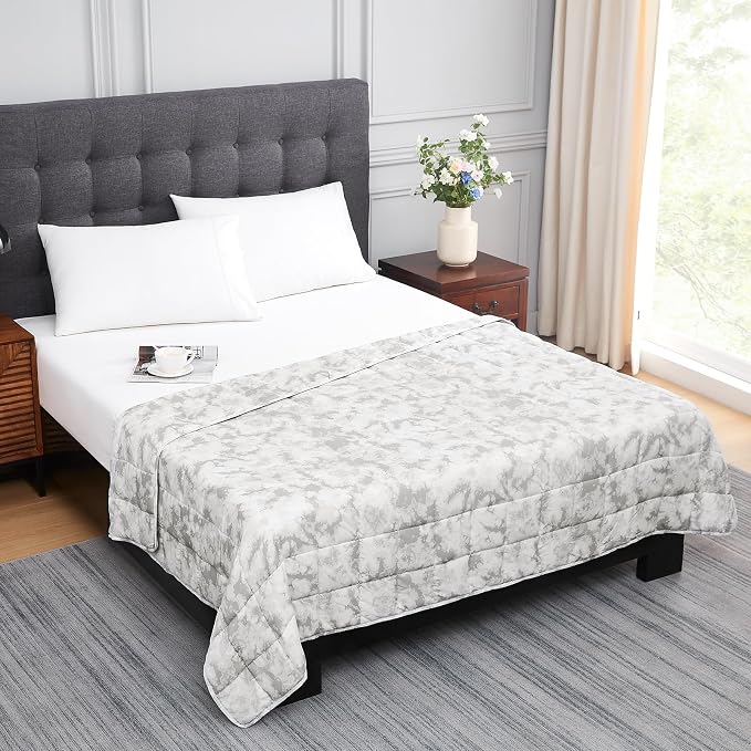 L'AGRATY Weighted Blanket - Image 2
