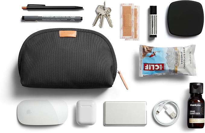 Bellroy Classic Pouch, Everyday kit, Leather and Woven Fabric - Image 6