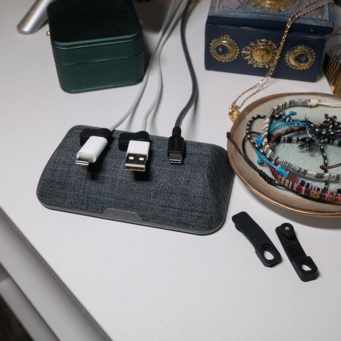 Smartish® Magnetic Cord Holder - Image 9