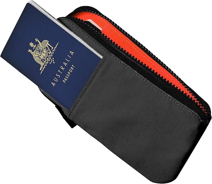 ALPAKA Zip Travel Wallet by ALPAKA