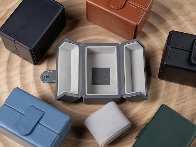 Single Travel Watch Case - Image 5