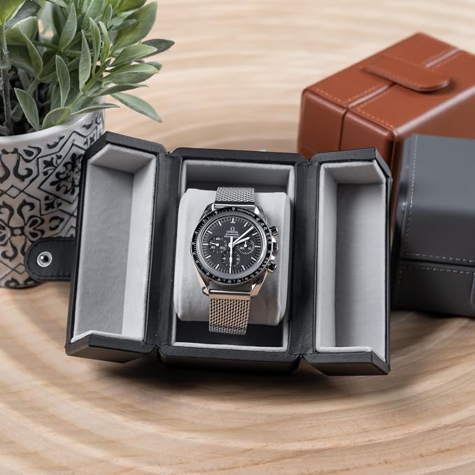 Single Travel Watch Case - Image 4