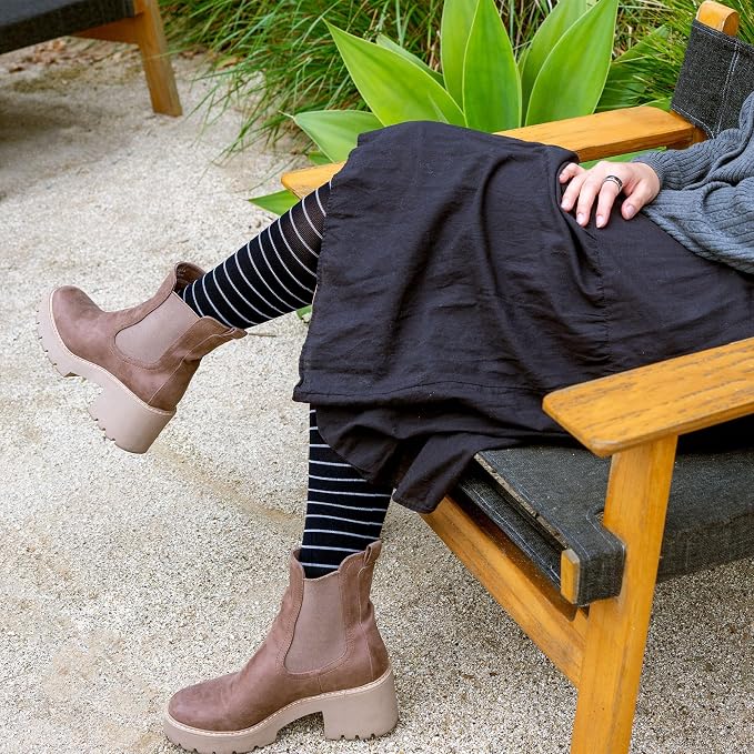 Medical Grade Compression Socks - Image 8