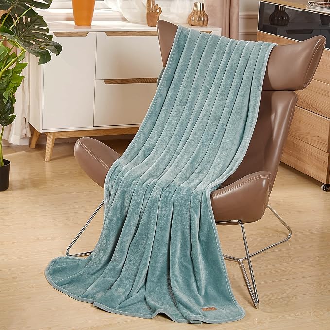 Surii Home Luxury Microfiber Flannel Blanket, Super Soft, and Breathable - Image 8