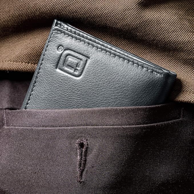 ID Stronghold Men's Leather Trifold Wallet - Image 6